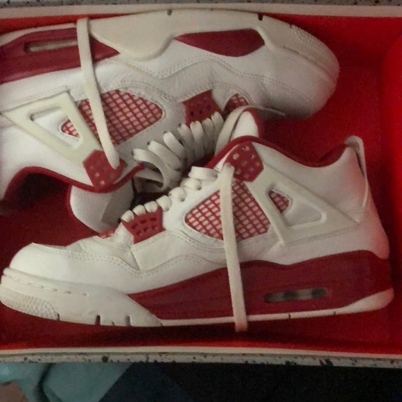 Air Jordan 4 - Picture 3 of 4
